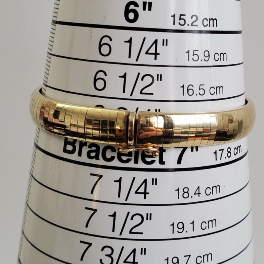 Heavy 14K Gold Omega Herringbone Snake Style Bangle Bracelet - Picture 5 of 13